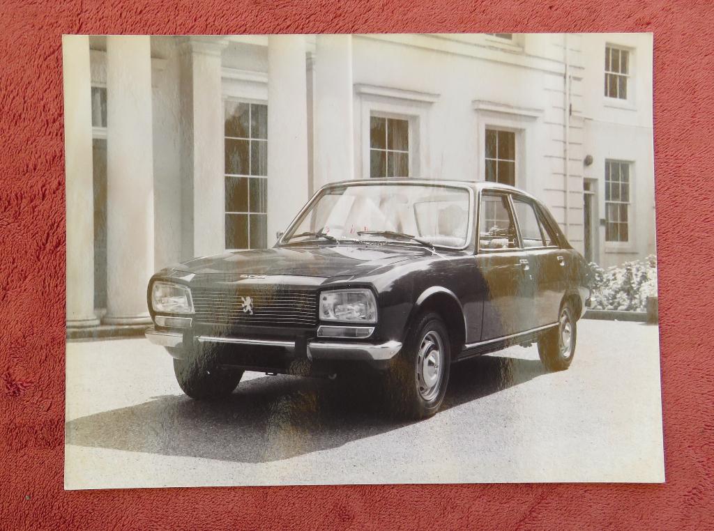 Persfoto. Peugeot 504, Ophalen of Verzenden, Zo goed als nieuw, Auto's