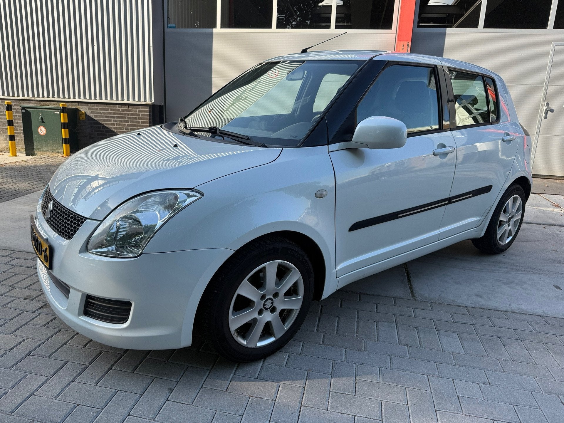 Suzuki Swift 1.3 Xpression, Voorwielaandrijving, 400 kg, Origineel Nederlands, Bedrijf
