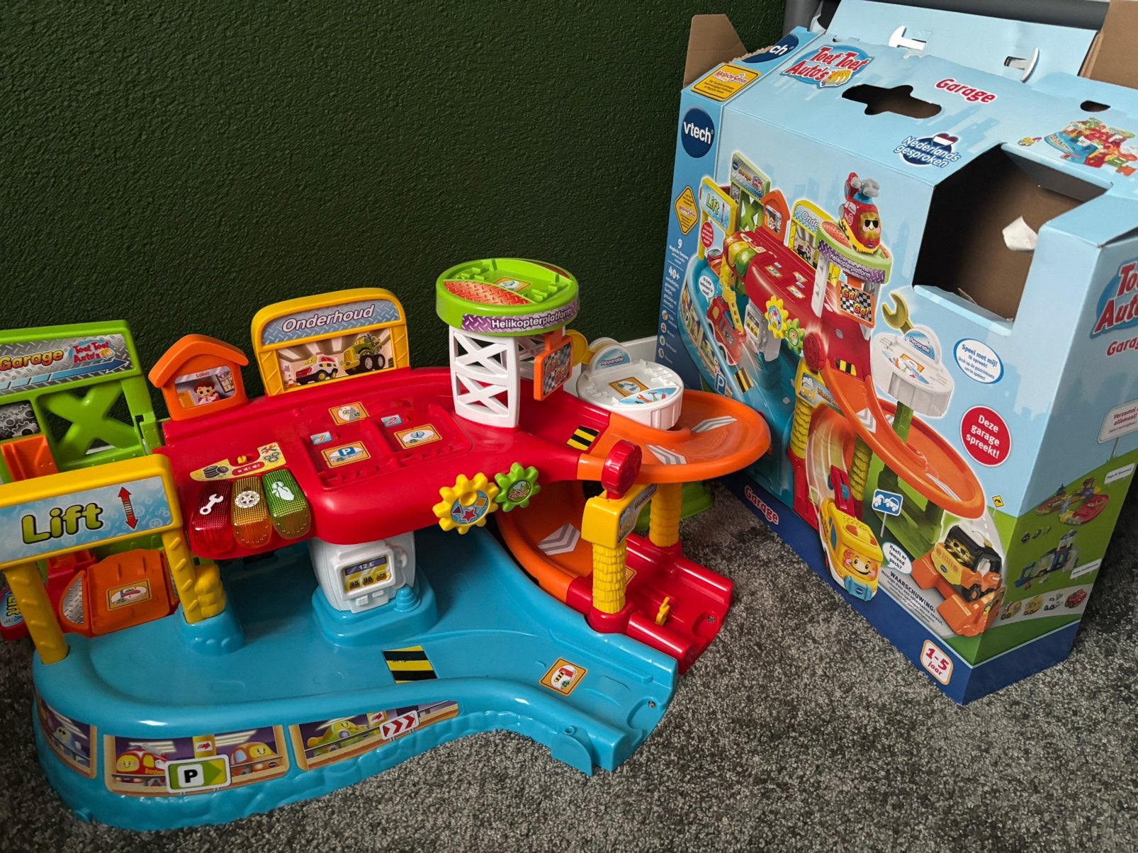 Vtech toet toet autos garage, Kinderen en Baby's, Speelgoed | Vtech, Ophalen of Verzenden, Zo goed als nieuw, 2 tot 4 jaar