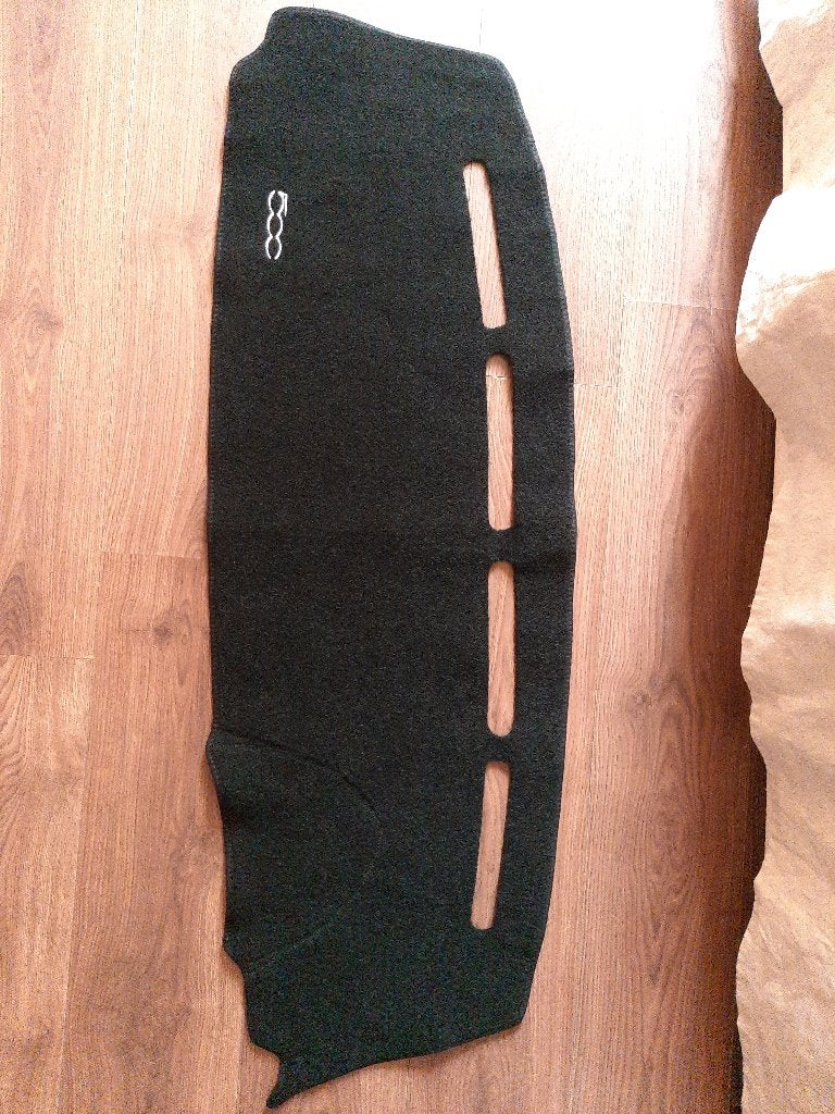Dashboardmat Fiat 500 met logo Anti-reflectie & Bescherming, Ophalen of Verzenden, Gebruikt, Fiat