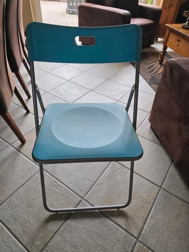 10 klapstoelen met kunststof zit en rugleuning, Ophalen of Verzenden
