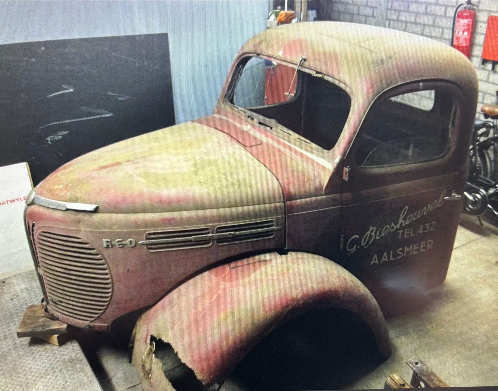 REO SPEEDWAGON Cabine - Oldtimer onderdelen, Ophalen, Gebruikt, Voor, Oldtimer onderdelen