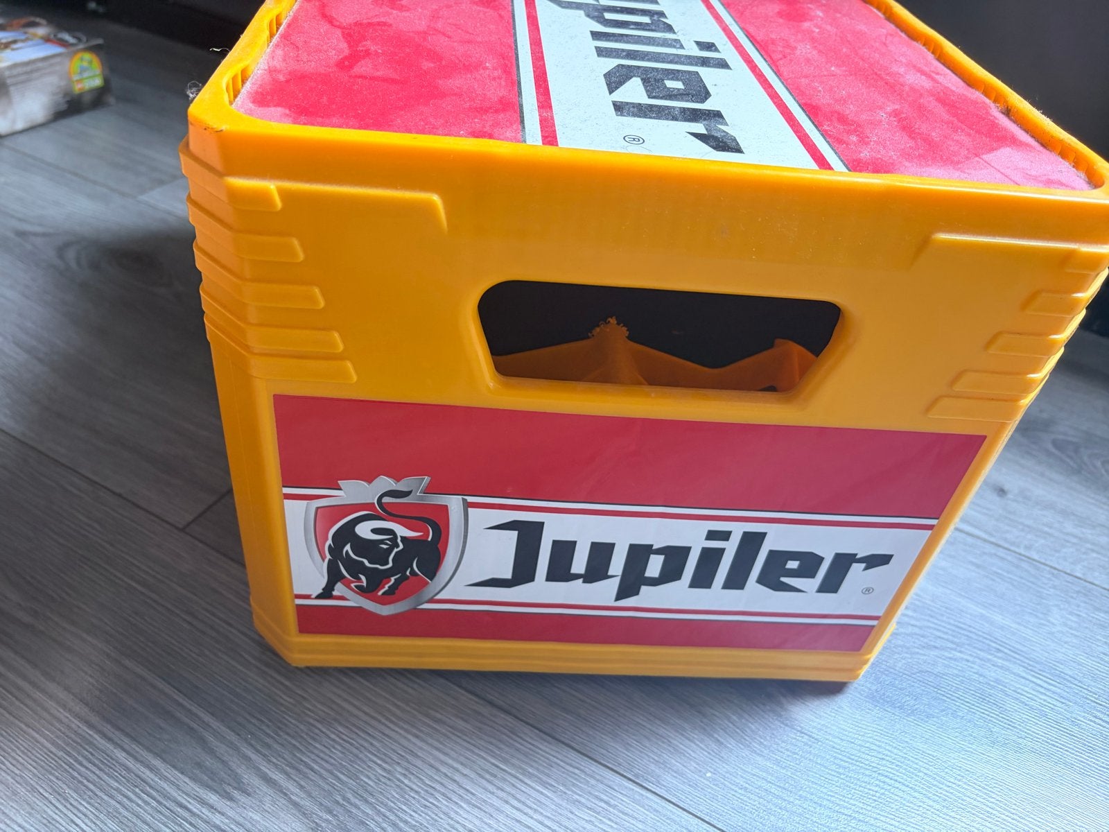 Jupiler bierkrat met ingebouwde speaker, Ophalen of Verzenden, Zo goed als nieuw