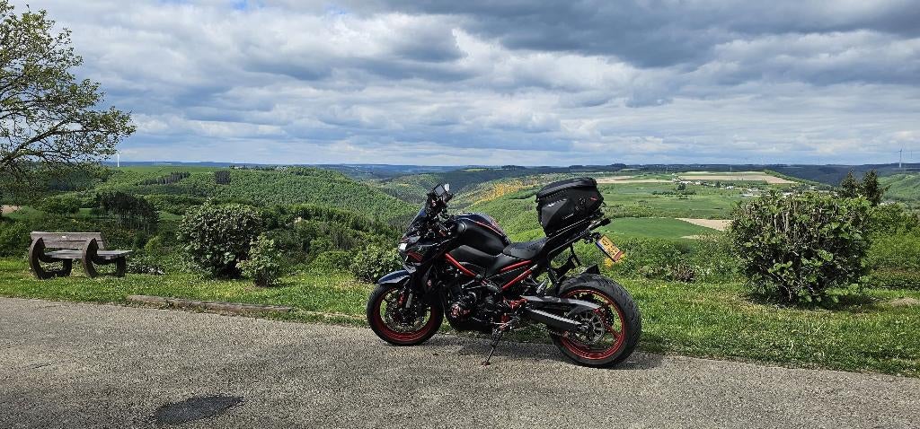 🔥 Kawasaki Z900 (2021), Motoren, Occasion, 4 cilinders, Motorrijbewijs A, 948 cc