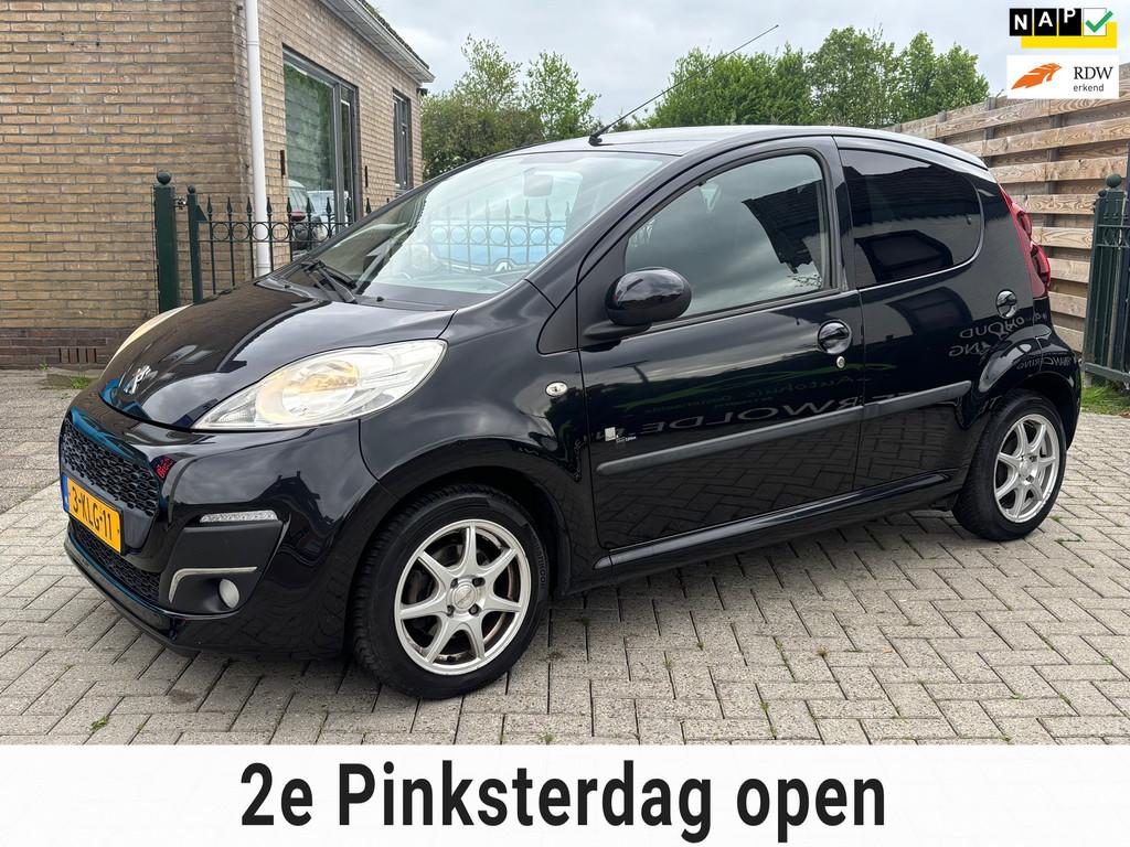 Peugeot 107 1.0 Black & Silver | 5drs | onderhoud historie a, Auto's, Peugeot, Voorwielaandrijving, Euro 5, Gebruikt, 4 stoelen
