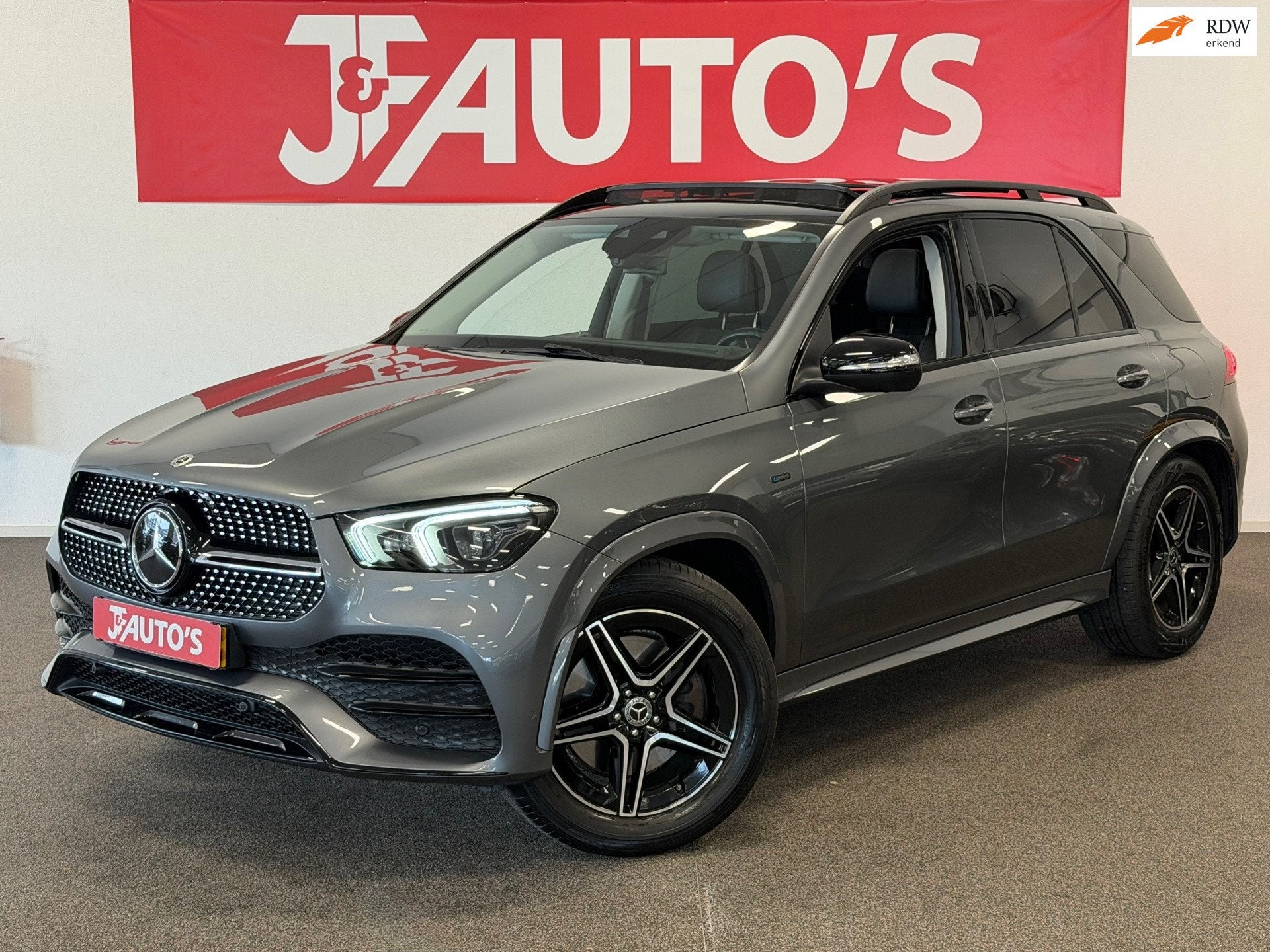 Mercedes-Benz GLE-klasse 350 e 4MATIC AMG-LINE|PANO|NAVI\CAM, Dealer onderhouden, Gebruikt, 4 cilinders, Met garantie (alle)
