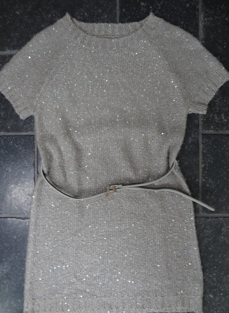 Jurk maat 158 - trui jurk zilver/ glitter met riem van YD, Meisje, Ophalen of Verzenden, Zo goed als nieuw, Jurk of Rok