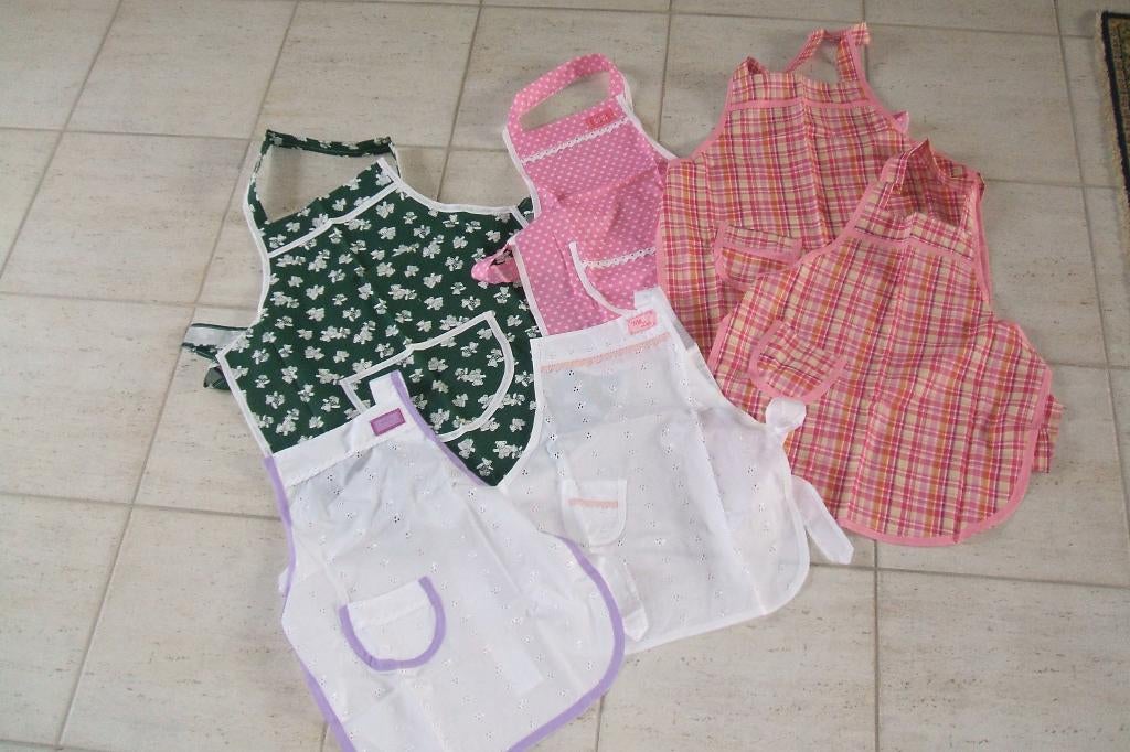 Leuke NIEUWE handgemaakte kinderschorten div. kleuren, Ophalen of Verzenden, Nieuw, Jongen of Meisje