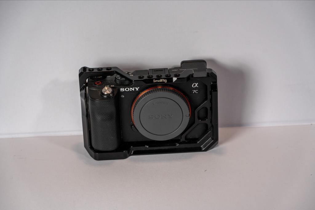 Sony a7C Full-Frame Systeemcamera Smallrig cage A7 c, Ophalen of Verzenden, Zo goed als nieuw, Sony, Geen optische zoom