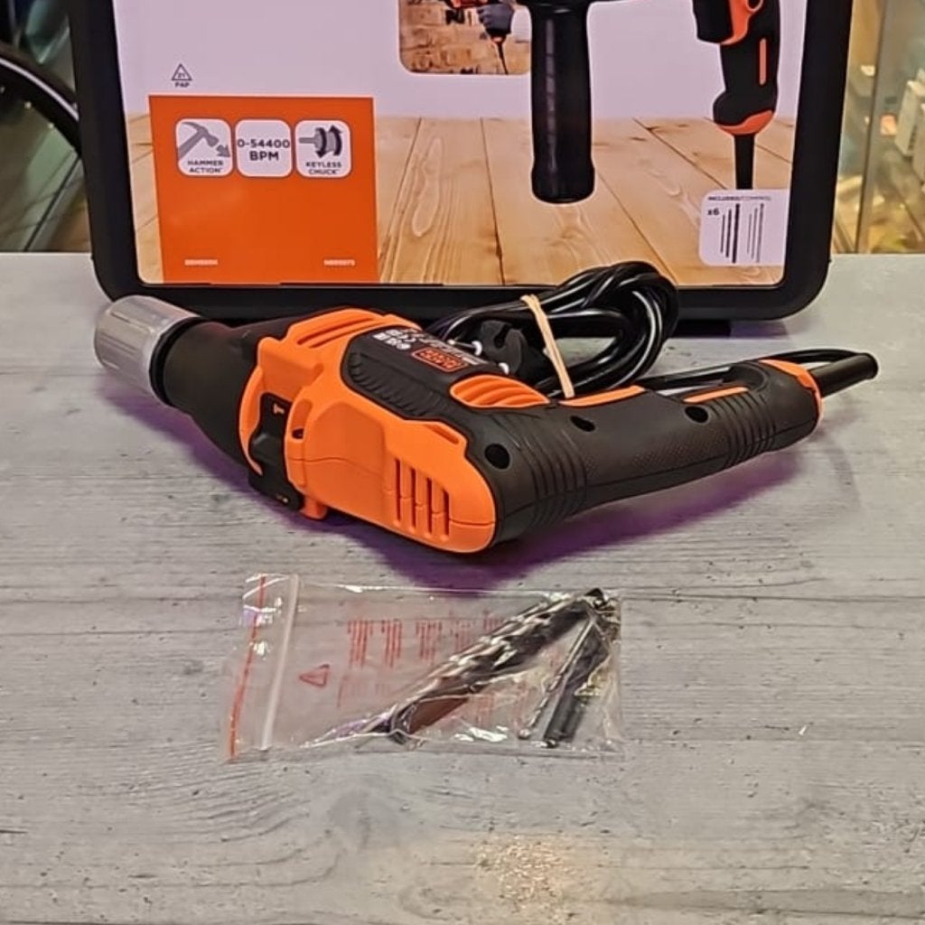Black & Decker BEH850K-QS Klopboormachine 850W, Black en Decker, Gebruikt, Support@blackendecker.com, 701 E. Joppa Road
Towson, MD 21286
USA