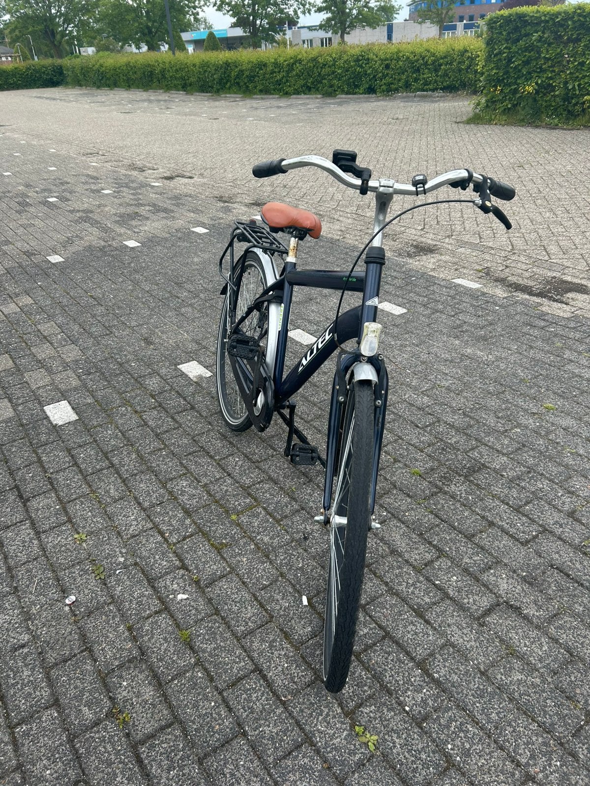 fiets met tassen en extra slot, Fietsen en Brommers, Fietsaccessoires | Fietstassen, Ophalen