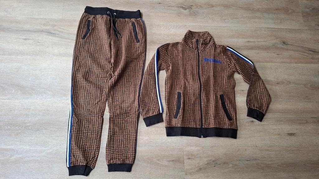 Joggingpak B'Chill maat 152/158, B'Chill, Ophalen of Verzenden, Zo goed als nieuw, Setje