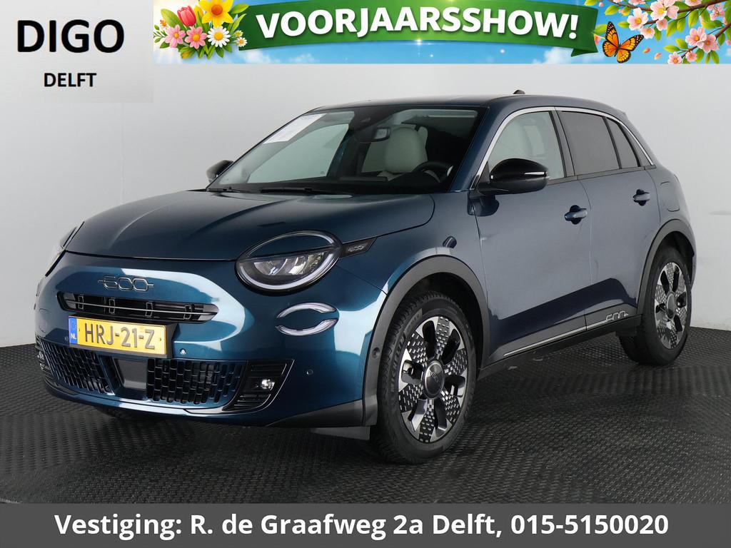 Fiat 600 1.2 Hybrid La Prima | Apple Carplay & AndroidAUTO |, Auto's, Fiat, Gebruikt, Euro 6, 1199 cc, Blauw