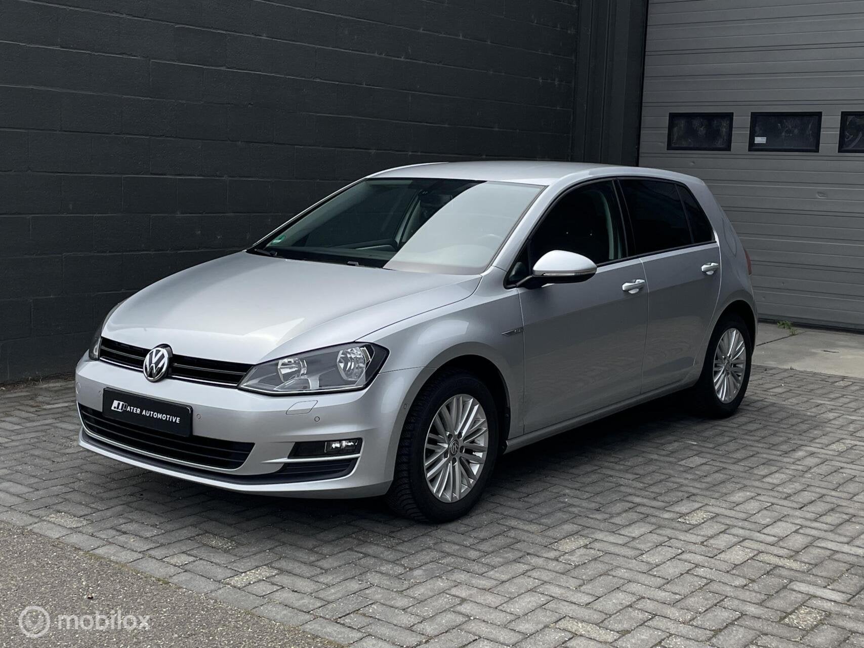 Volkswagen Golf 1.2 TSI CUP Edition | PDC | AIRCO | All-seas, Auto's, Voorwielaandrijving, Gebruikt, 4 cilinders, 610 kg