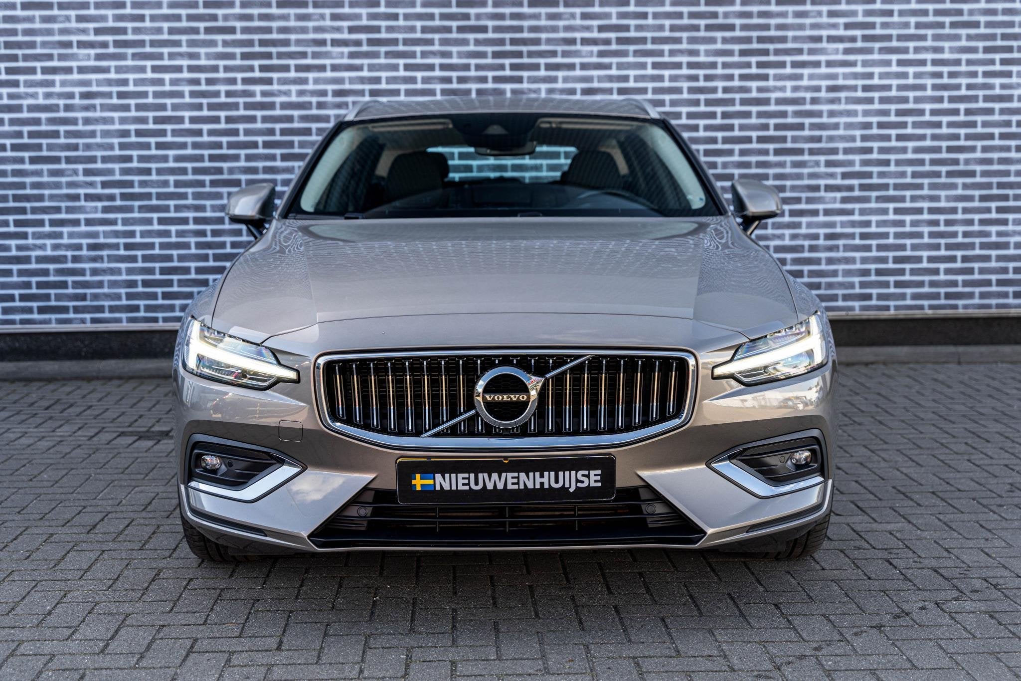 Volvo V60 2.0 T5 Inscription | Parkeersensoren | Lederen Bek, Auto's, Volvo, 12 maanden, 15 km/l, Euro 6, 4 cilinders