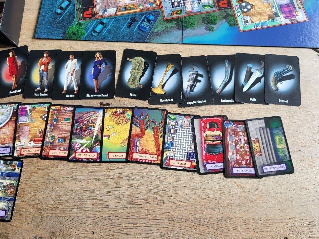 Foto 8 van Cluedo Bordspel - Klassiek Moordmysterie