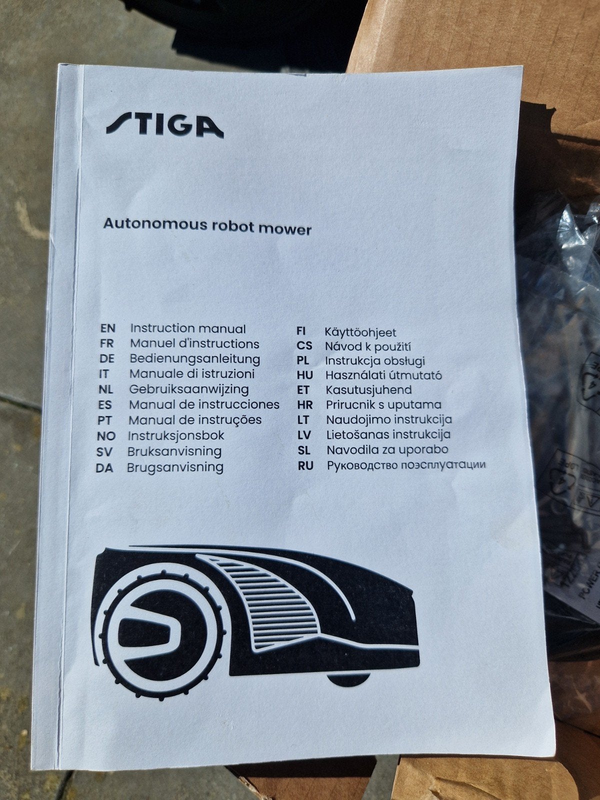 Foto 3 van Stiga (draadloze) robotmaaier - A500 - z.g.a.n.