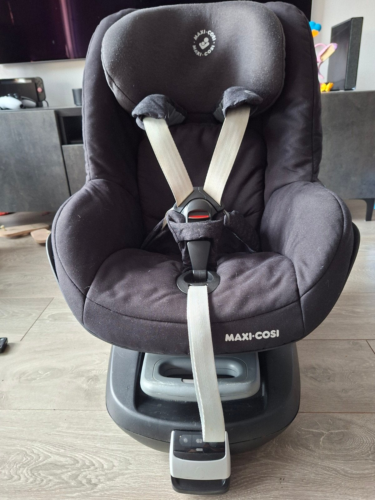 Maxi Cosi Pearl autostoel met FamilyFix Base, Ophalen, Verstelbare rugleuning, Gebruikt, 9 t/m 18 kg