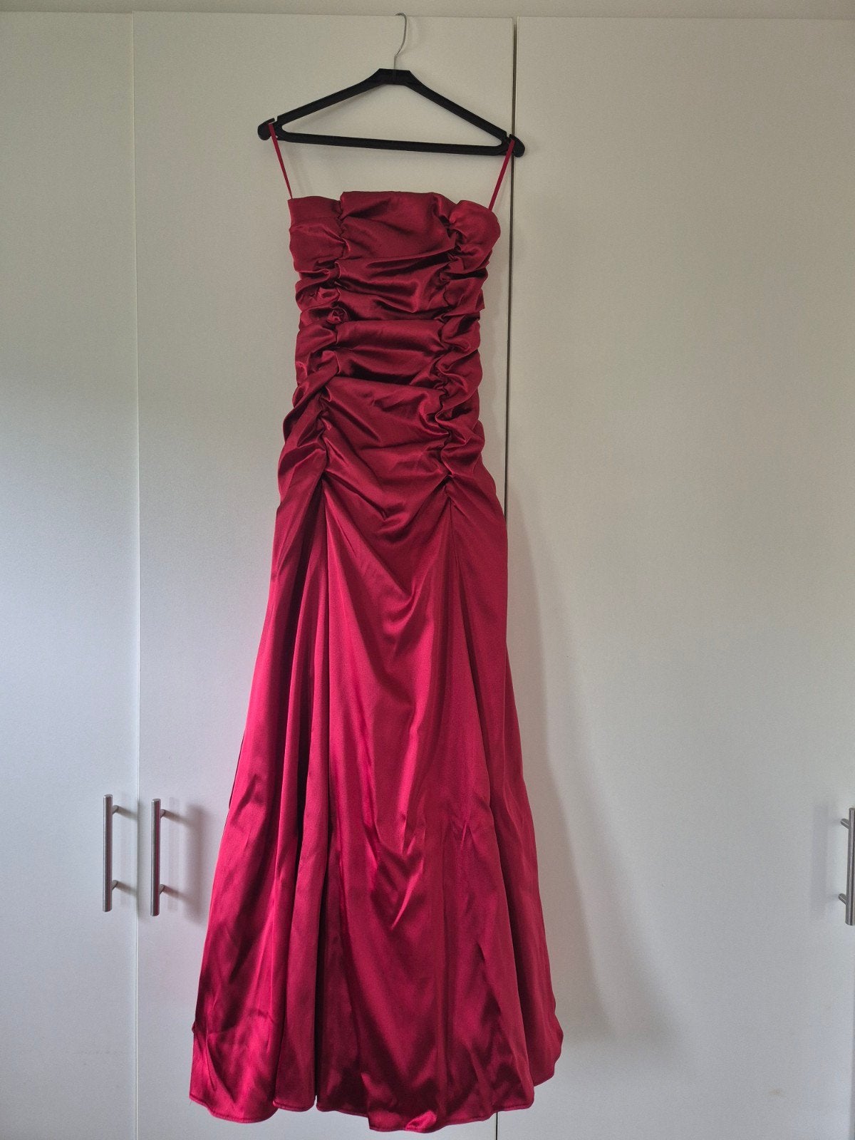 galajurk, Kleding | Dames, Ophalen of Verzenden, Zo goed als nieuw, Rood, Overige typen