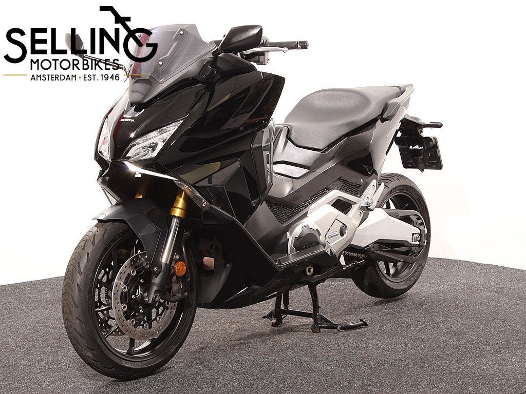 Honda Forza NSS 750, 750 cc, Scooter, Bedrijf, Meer dan 35 kW