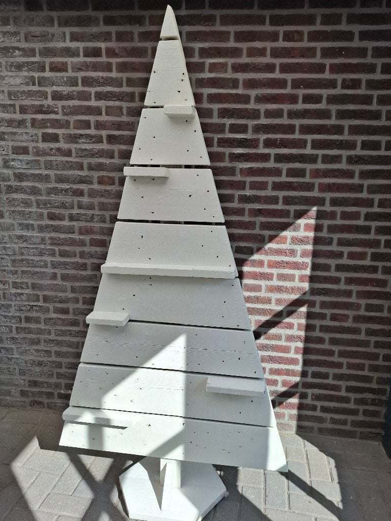 Houten kerstboom, Ophalen, Gebruikt