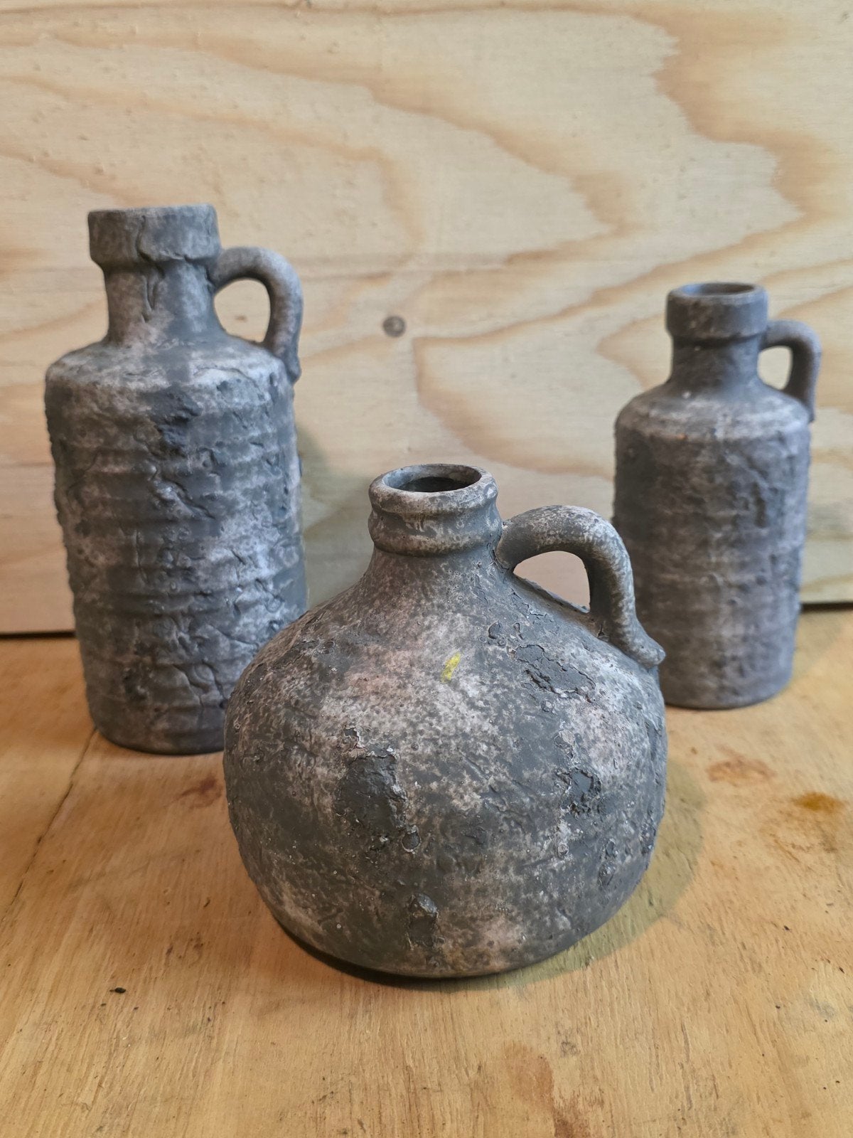 Set van 3 decoratieve kruikjes Naturel Collections, Ophalen of Verzenden, Zo goed als nieuw, Grijs, Steen/keramiek