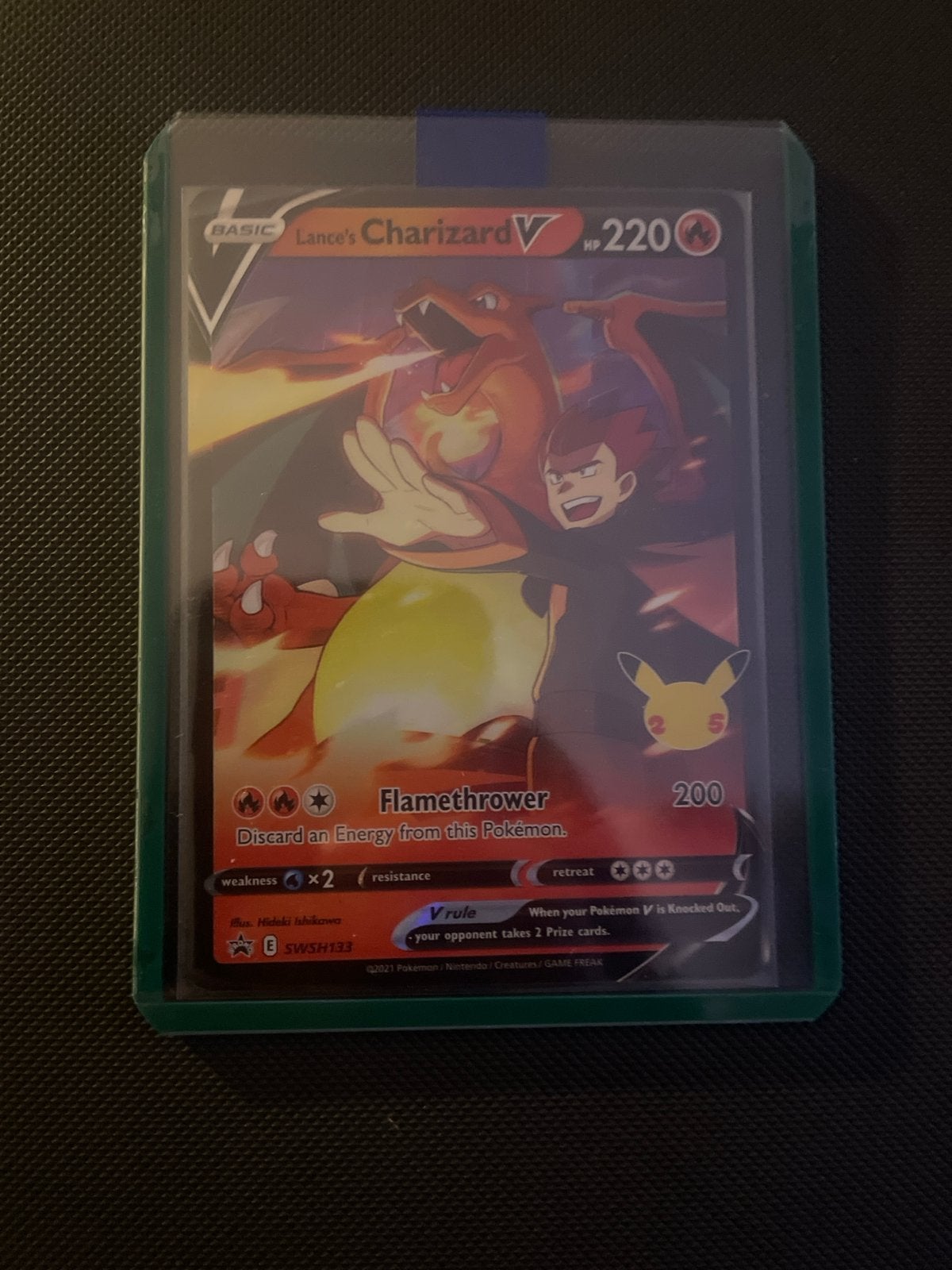 Lance's Charizard V SWSH133 promo Pokémon Kaart Celebrations, Hobby en Vrije tijd, Verzamelkaartspellen | Pokémon, Ophalen, Zo goed als nieuw