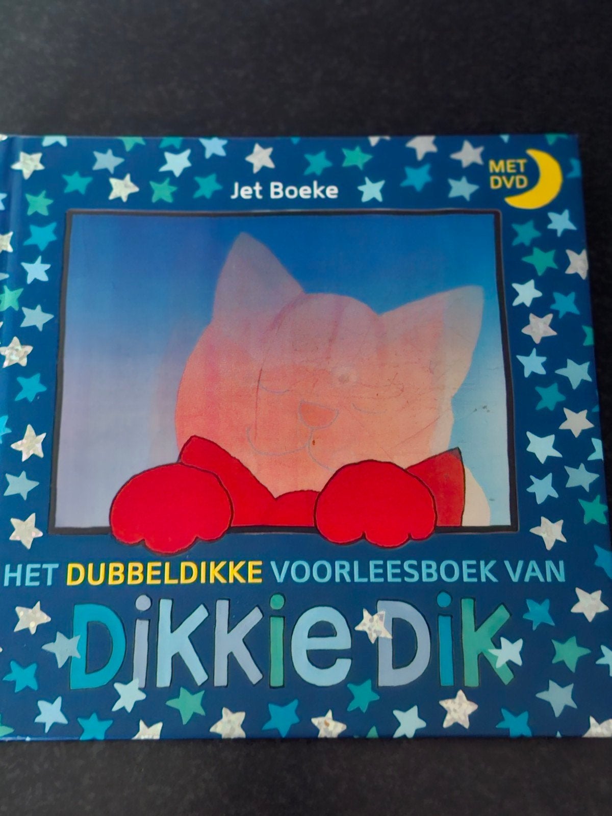 Dikkie Dik Voorleesboek met DVD, Jongen of Meisje, Ophalen of Verzenden, Zo goed als nieuw, Voorleesboek