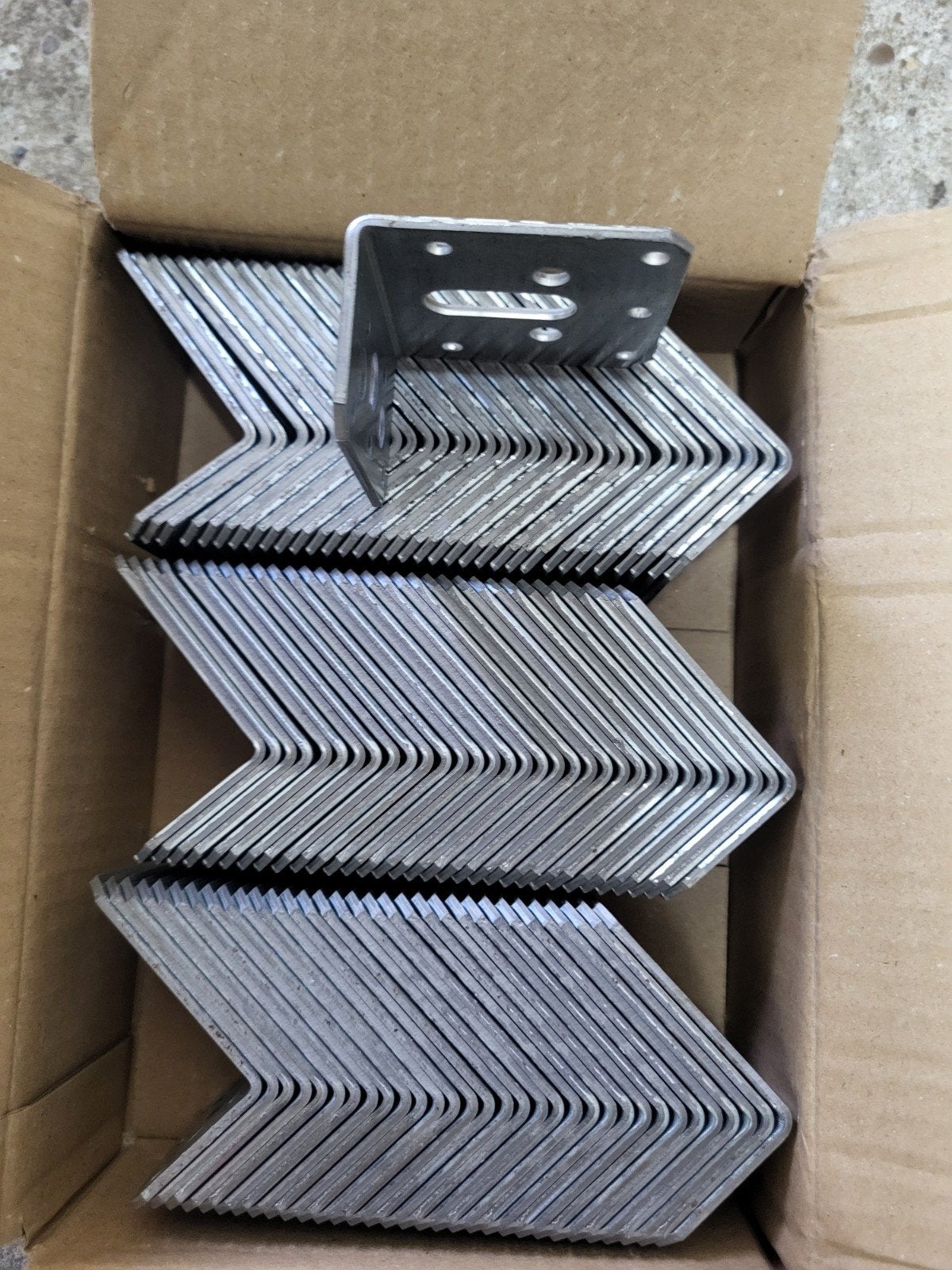 GB hoekanker hoekijzer hoeken 40 x 60 mm

100 stuks, Doe-het-zelf en Verbouw, IJzerwaren en Bevestigingsmiddelen, Ophalen of Verzenden