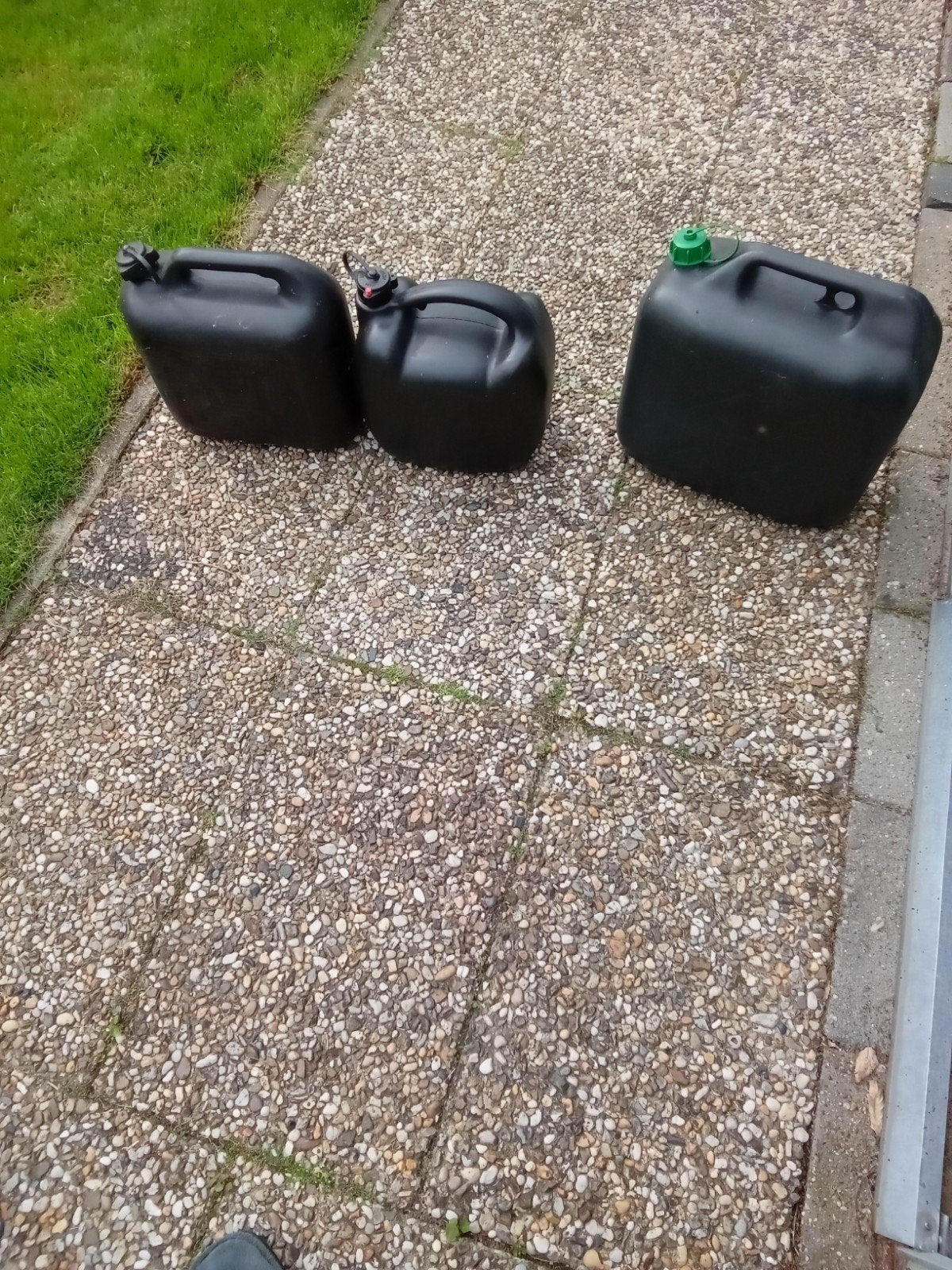 Jerrycans, Ophalen of Verzenden