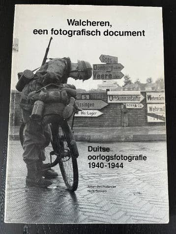 J.denHollander/H.Sakkers-Walcheren een fotografisch document, Boeken, Tweede Wereldoorlog, J.den Hollander / H Sakkers, Ophalen of Verzenden