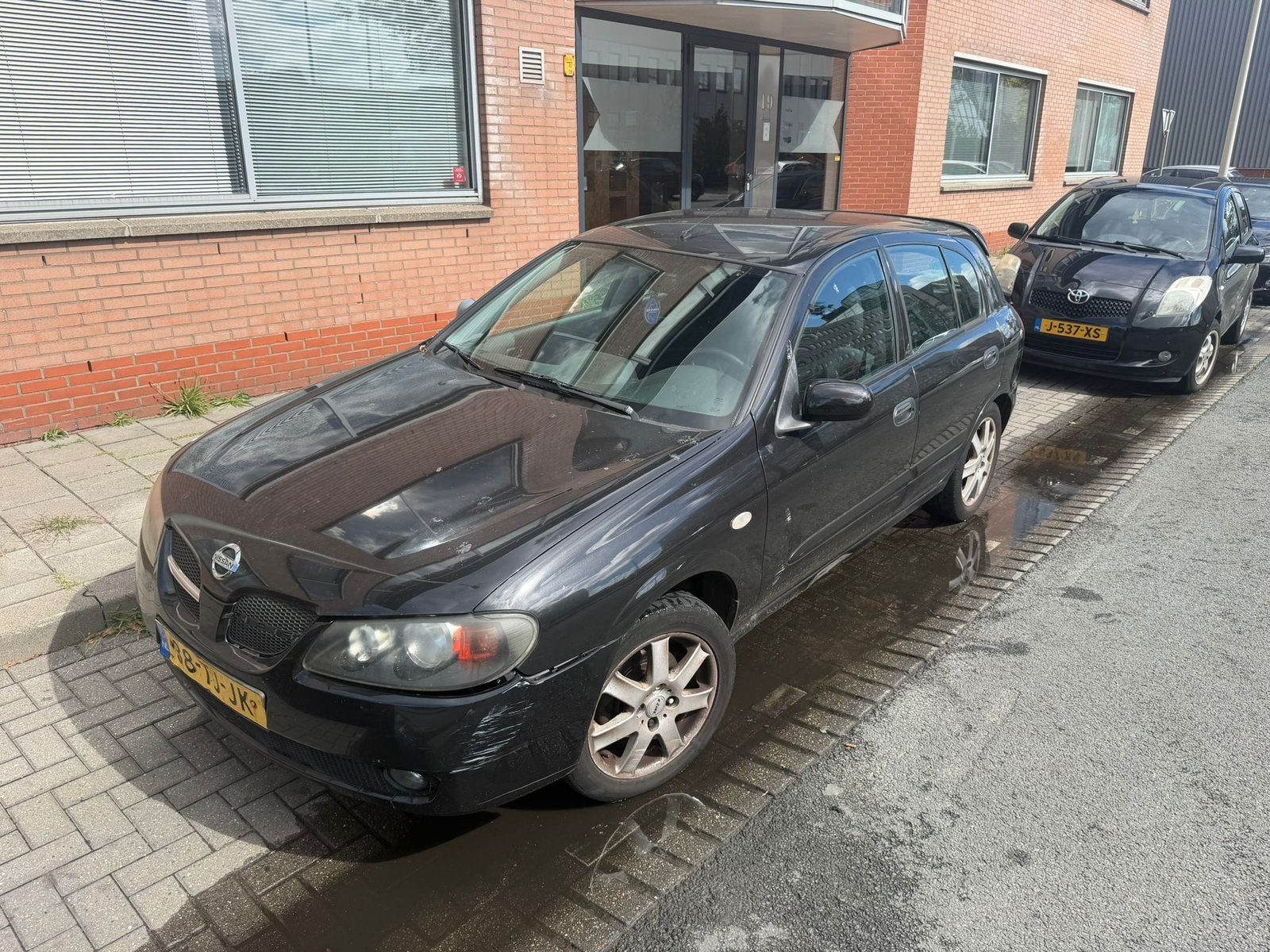 Nissan Almera 1.5 5DRS 2006 Zwart AIRCO LAGE KM EXPORT