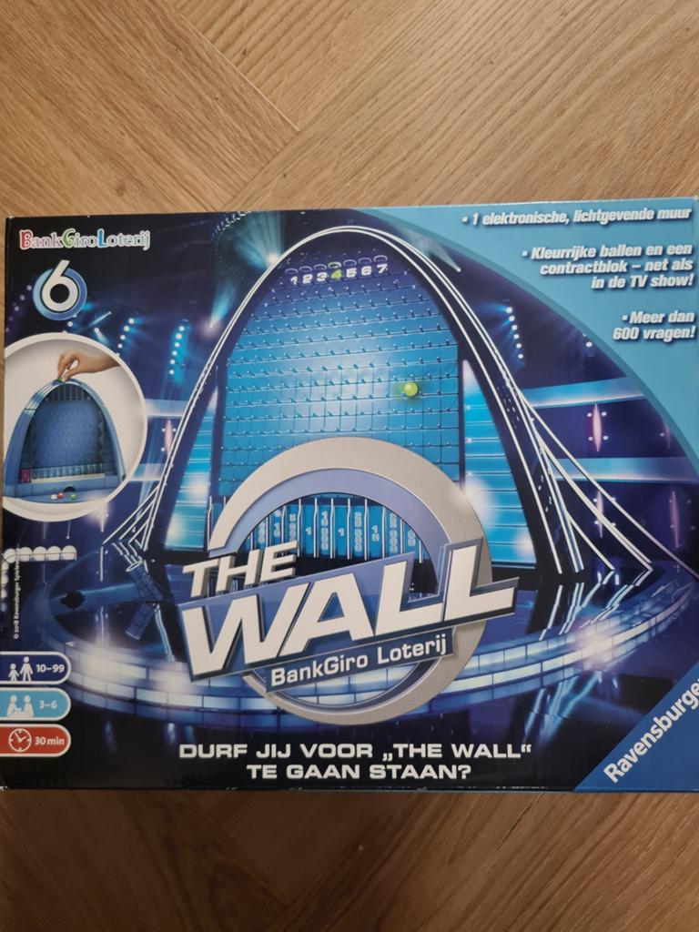 Spel " the wall", Ophalen of Verzenden