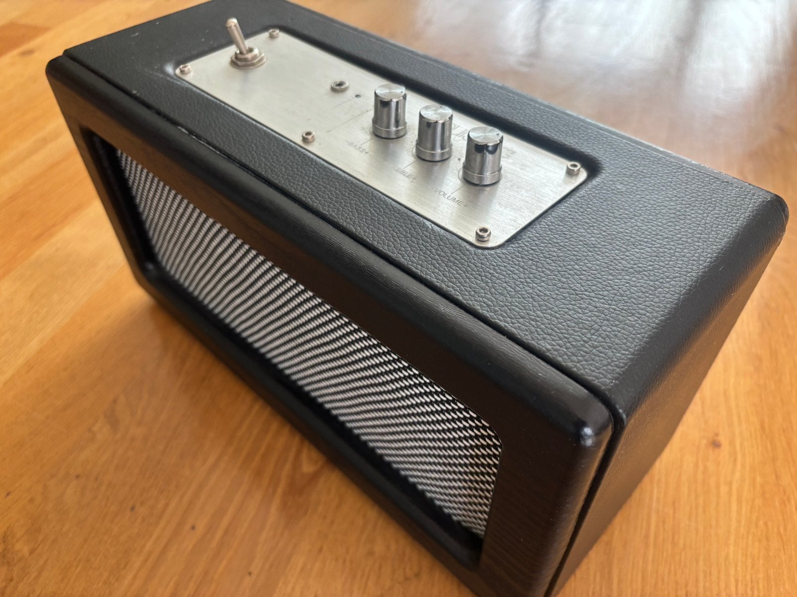 Classic bluetooth speaker, Audio, Tv en Foto, Luidsprekers, Overige merken, Gebruikt, Ophalen of Verzenden, Center speaker