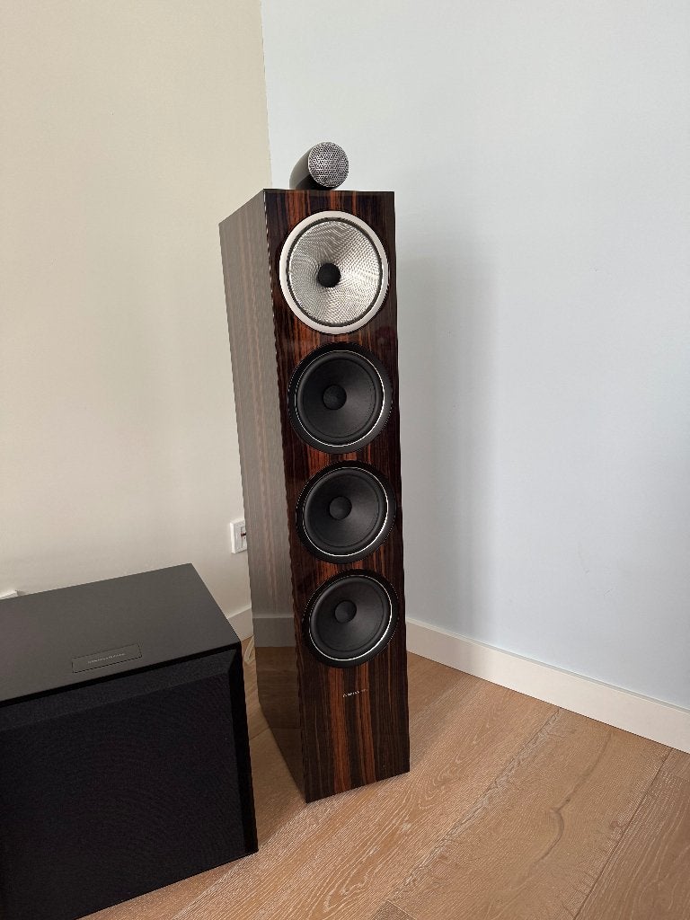 Bowers & Wilkins 702 Signature set in Datuk (nieuwstaat), 150 watt of meer, Vloerstaande luidspreker, Ophalen of Verzenden, Zo goed als nieuw