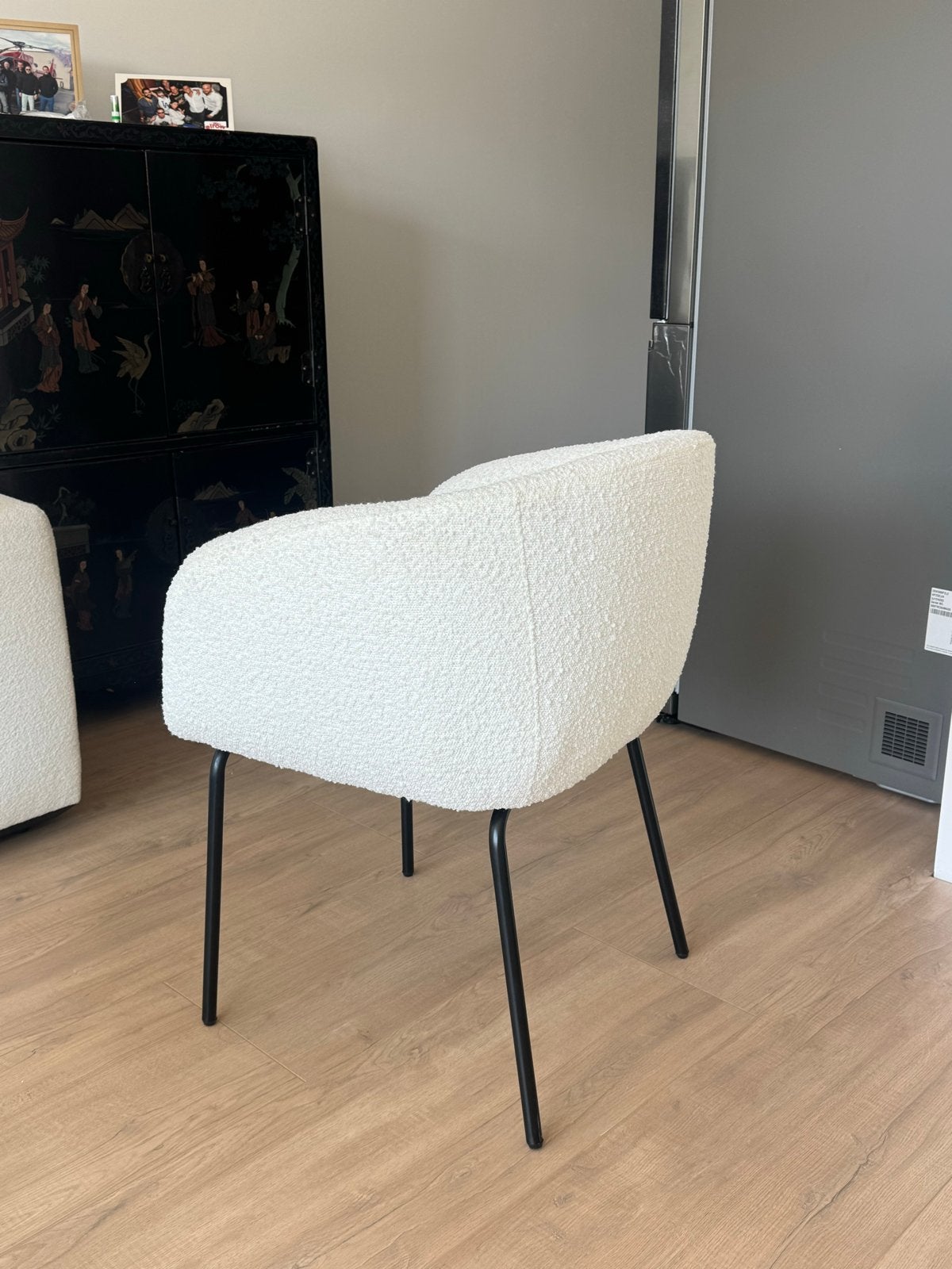 Witte Bouclé Eetkamerstoel met Zwarte Poten, Ophalen, Wit, Zo goed als nieuw, Stof