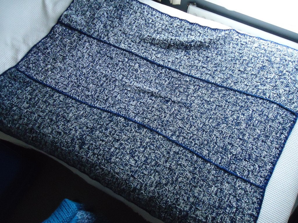 Nieuwe hand gebreide woonplaid , woondeken, Ophalen of Verzenden, Nieuw, Gebreid