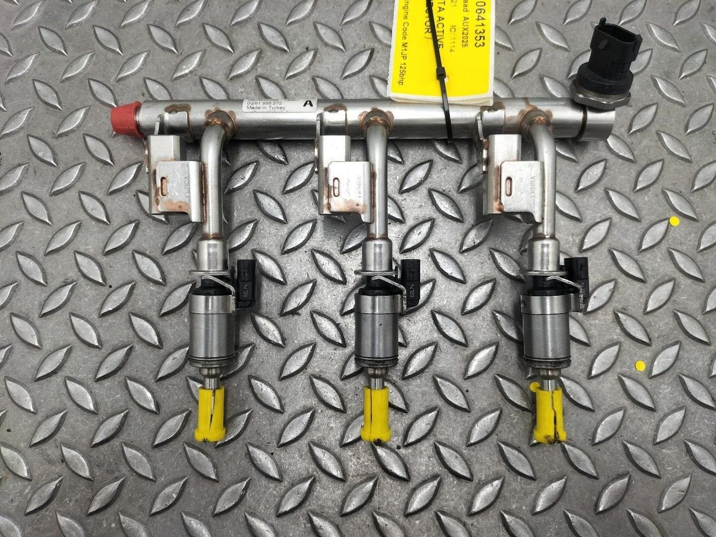 FORD FIESTA ACTIVE BRANDSTOF INJECTOR / VERSTUIVER 2021, Auto-onderdelen, Ophalen of Verzenden, Gebruikt, Stiba lid