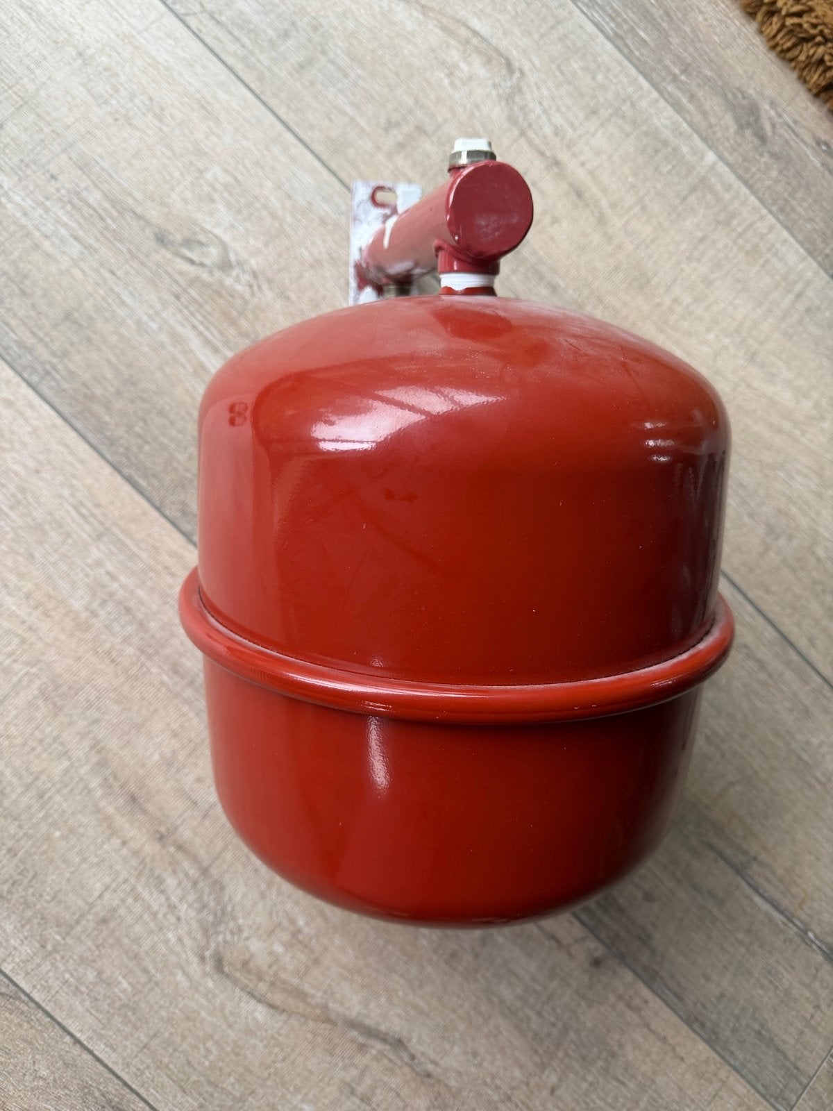 Expansievat 18 liter, 30 tot 80 cm, Gebruikt, Overige typen, Minder dan 60 cm