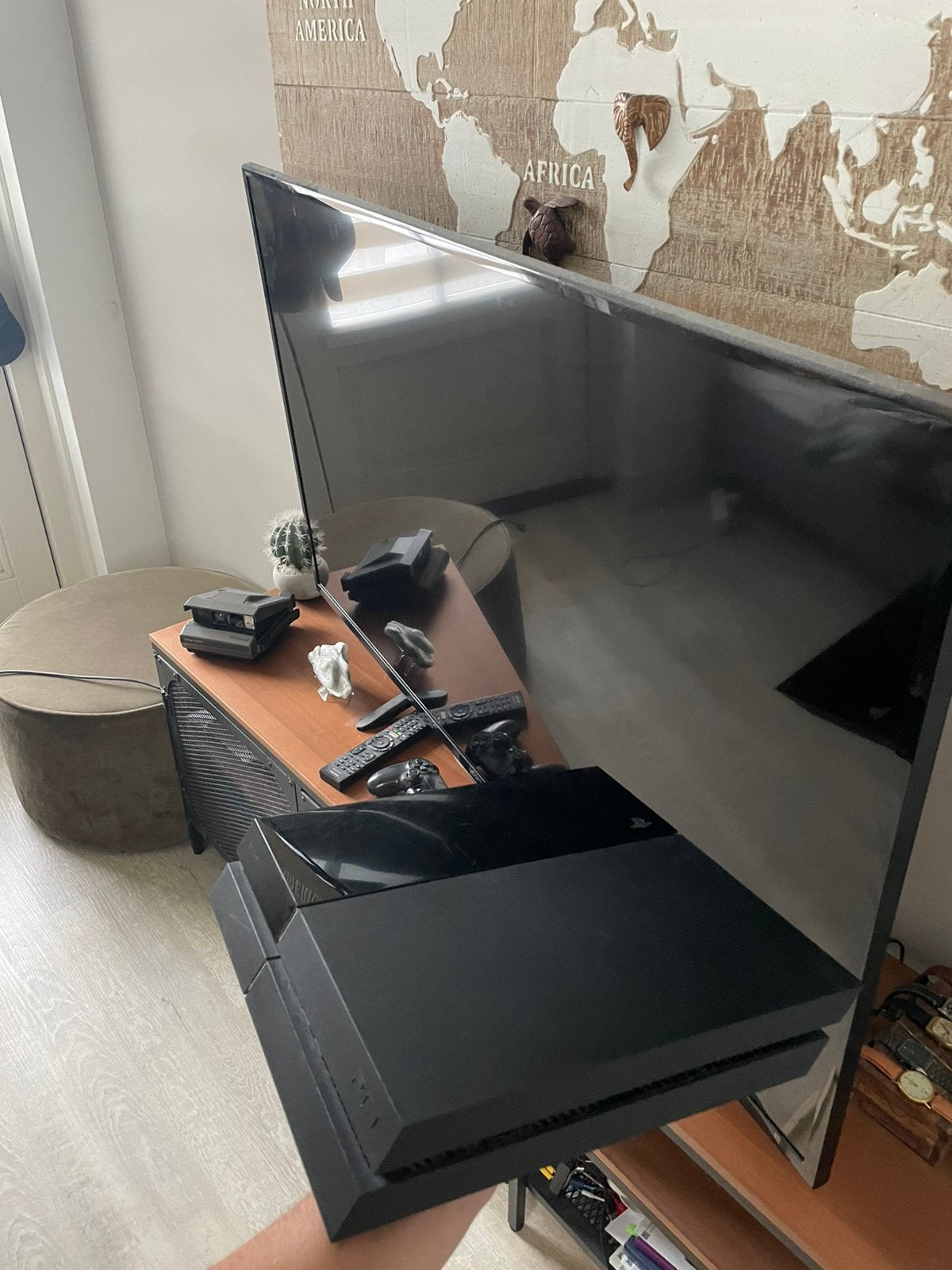 Sony 55" 4K TV + PlayStation 4 met controller – complete set, Ophalen, Zo goed als nieuw, Met 1 controller, Original