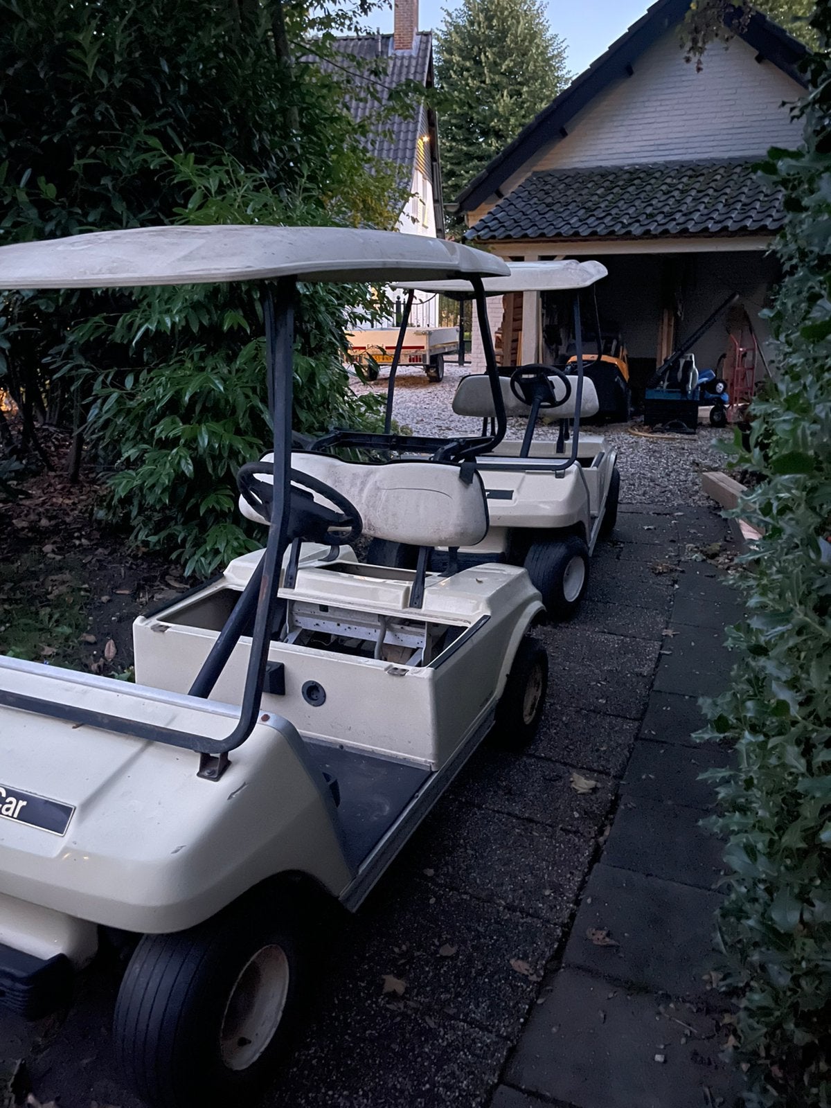 2x golfwagens golfkarretjes clubcar ezgo golfkar golfcar, Sport en Fitness, Golf, Ophalen of Verzenden, Zo goed als nieuw, Golfkar