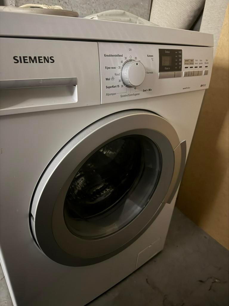 Gebruikte wasmachine, 1200 tot 1600 toeren, Gebruikt, 8 tot 10 kg, Ophalen of Verzenden