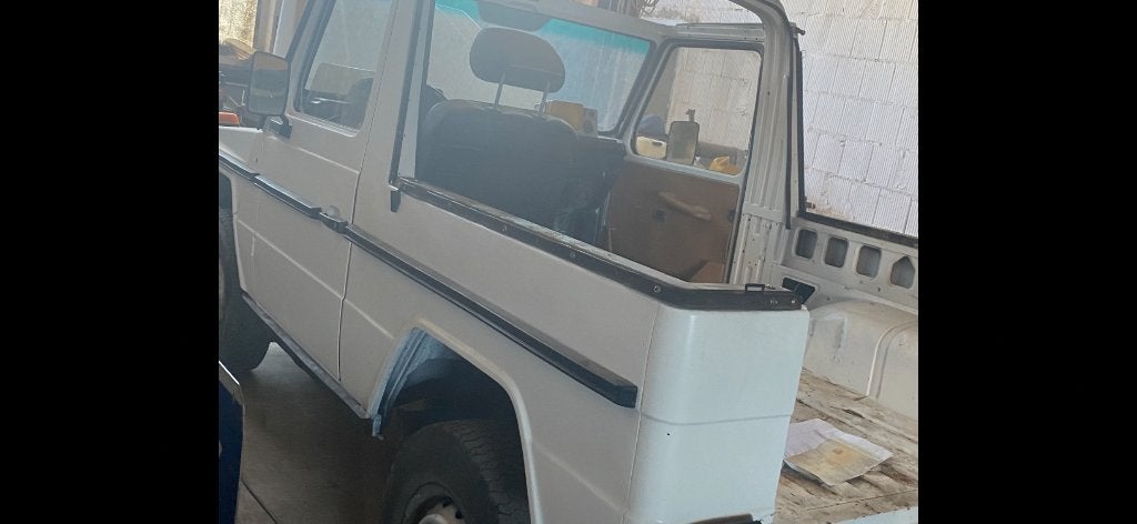 Mercedes G-300 type 460 Cabrio 1982 uit Saint Tropez☀️🌴☀️., Trekhaak, Zwart, G-Klasse, 2500 kg
