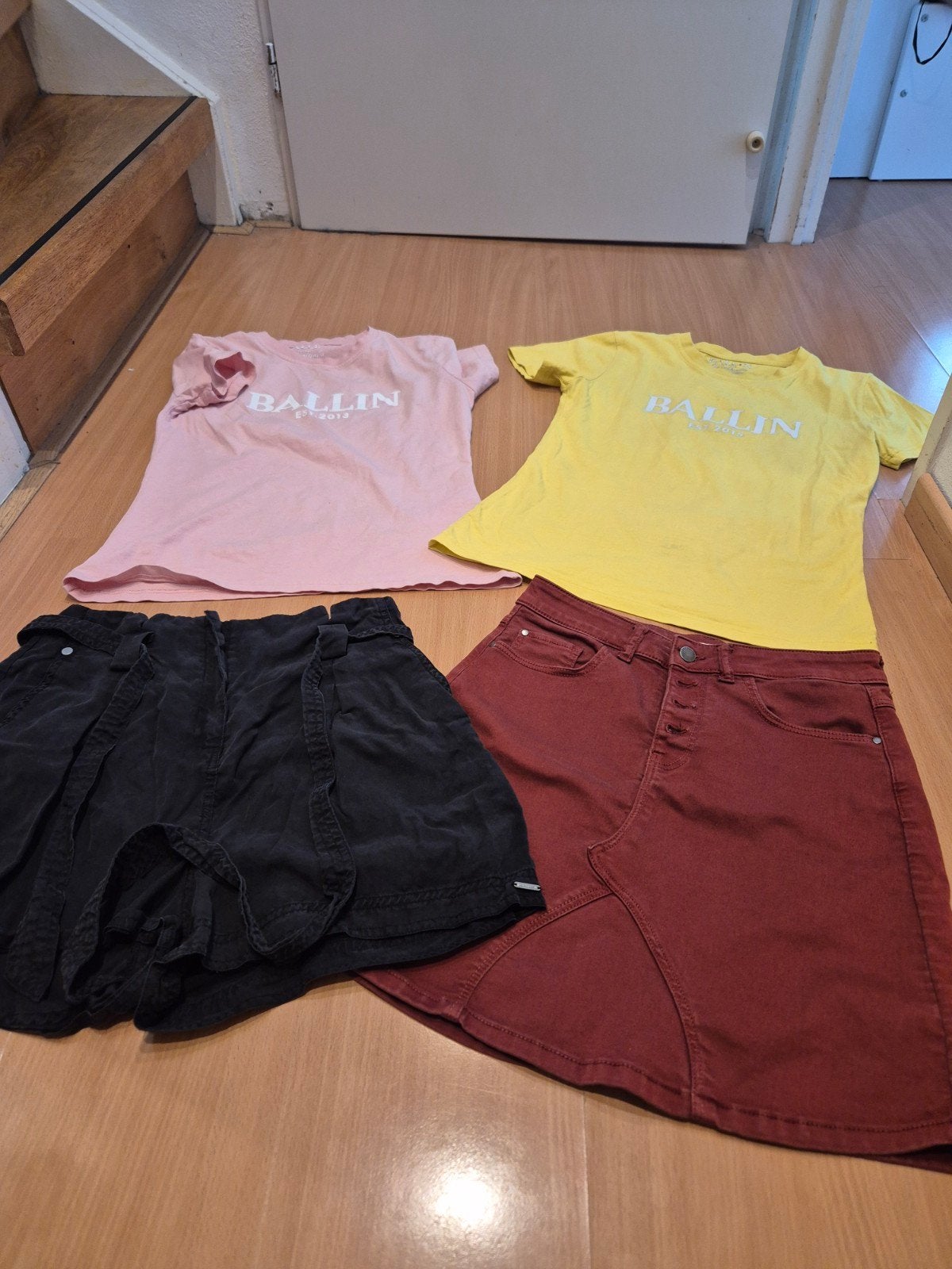 Zomerkleding pakket: 2 shirts, 1 broek, 1 rok - Maat M, Maat 38/40 (M), Ophalen of Verzenden, Roze, Ballin