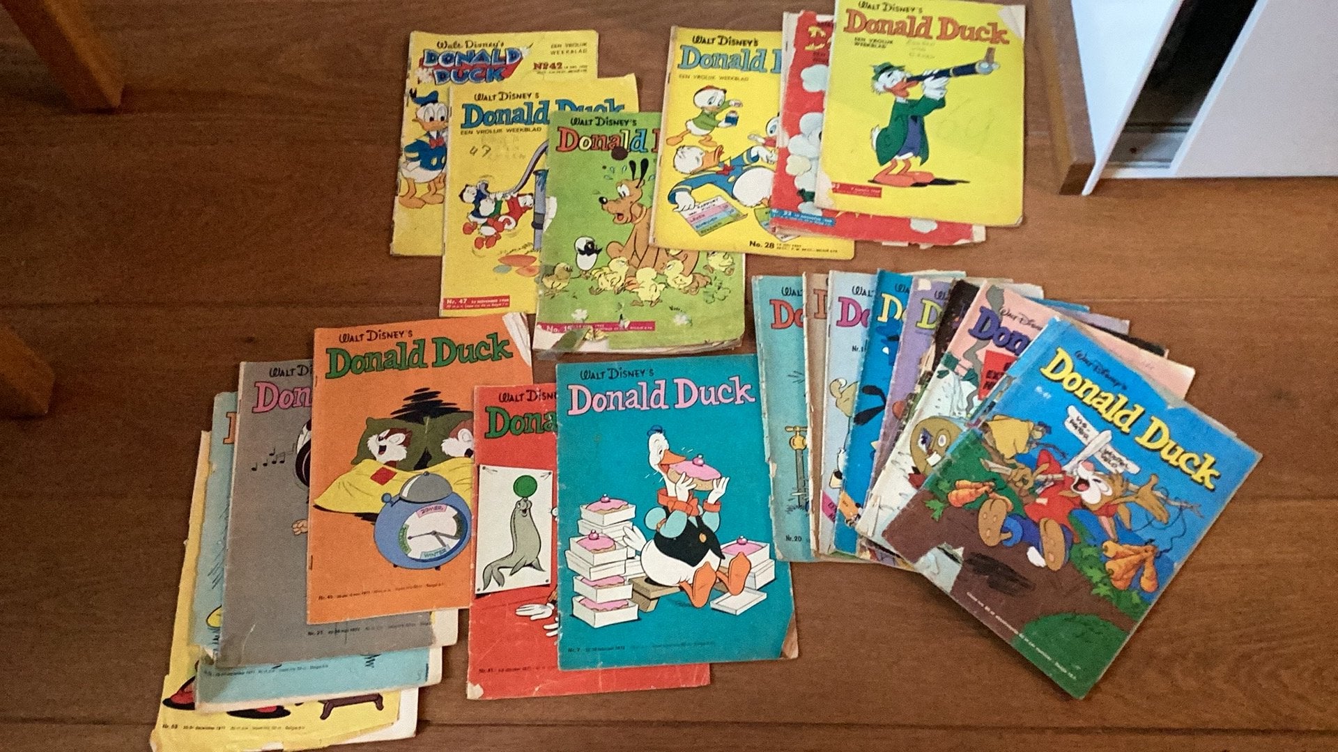 21 oude Donald Duck weekbladen 1960 tm 1976. Samen €3,00, Boeken, Meerdere comics, Ophalen of Verzenden, Gelezen, Europa