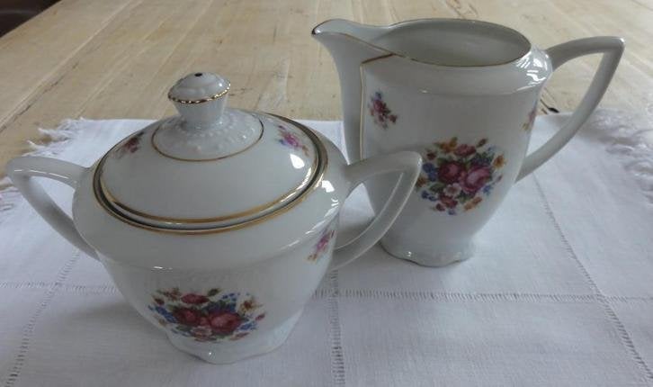 Groot brocante roomstel met bloemetjes, Gebruikt, -, -, Overige typen