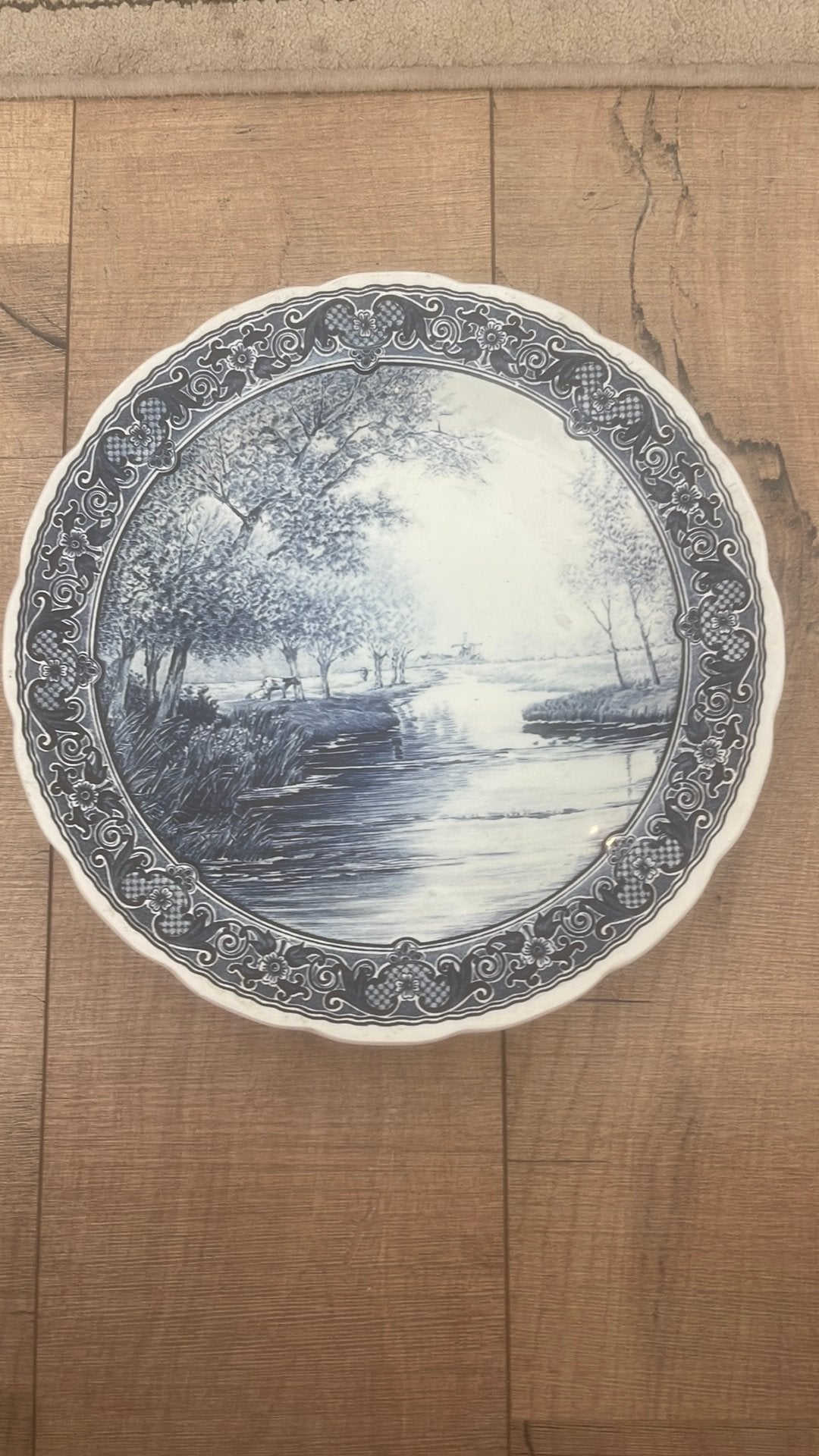Bord van Boch Belgum delfst, Ophalen