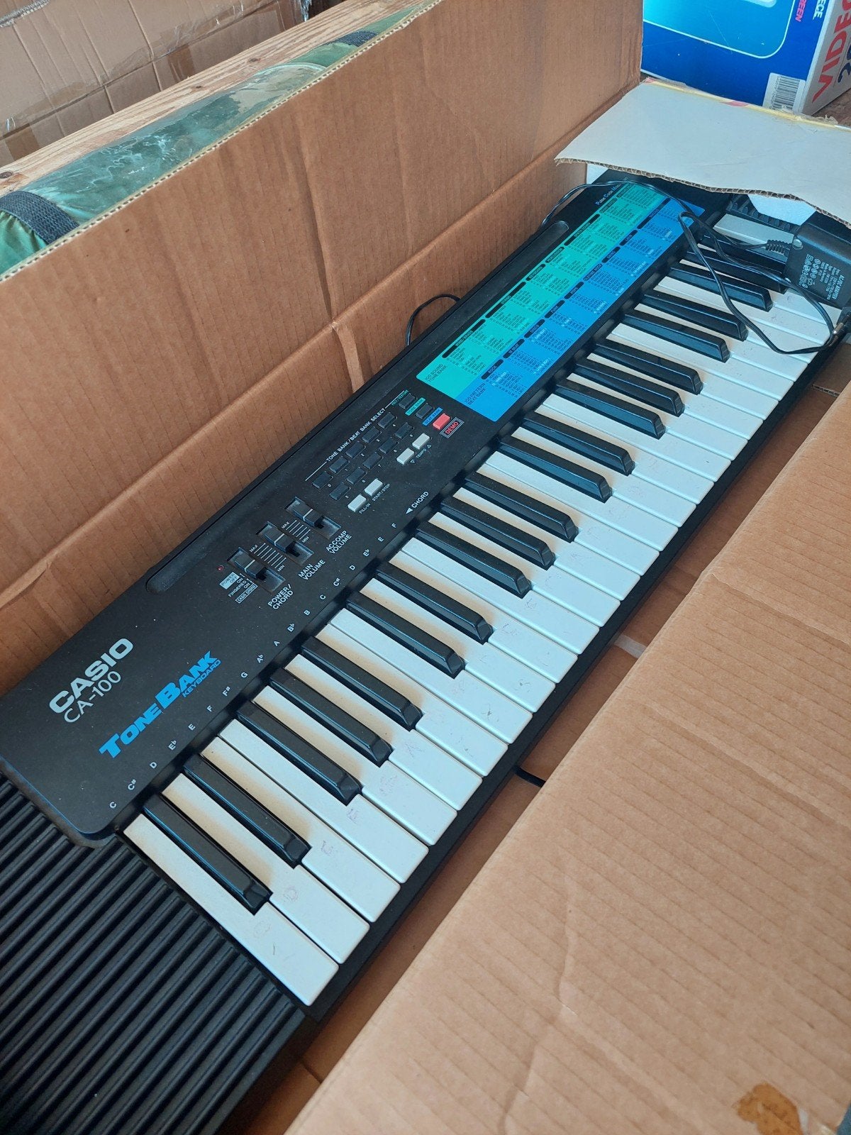 Casio CA-100 Tone Bank Keyboard - Vintage Synthesizer, Ophalen of Verzenden, Gebruikt, Casio