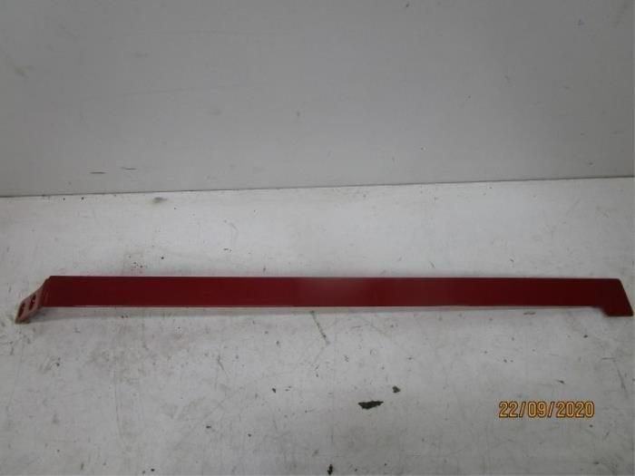 VW Caddy 2K Geleider Schuifdeur RAIL Afdekking Links (2K0843, Ophalen of Verzenden, Gebruikt