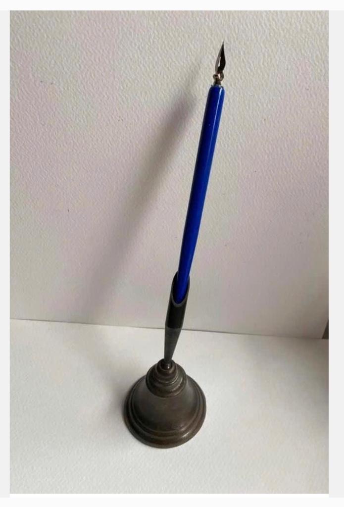Brons koper bel met houder voor pen plus kroontjes pen, Antiek en Kunst, Ophalen of Verzenden
